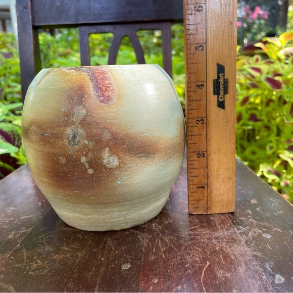 Artisan Pottery Round Squat Vase - Picture 7 of 10
